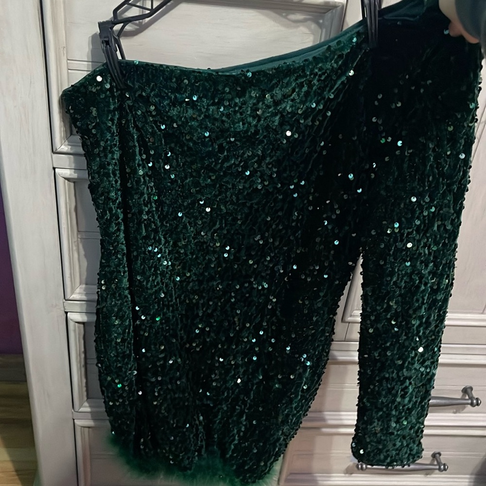 Shein One sleeve Green homecoming/gala dress.